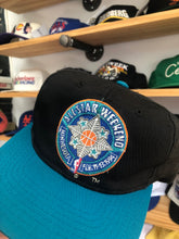 Load image into Gallery viewer, Vintage Starter 1994 NBA All Star Weekend Snapback
