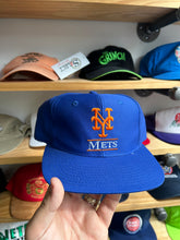 Load image into Gallery viewer, Vintage Deadstock New York Mets SnapBack
