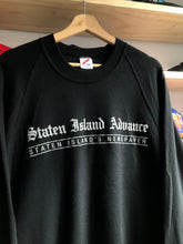 Load image into Gallery viewer, Vintage Deadstock Staten Island Advance Newspaper Crewneck Size 2XL
