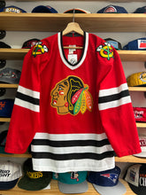 Load image into Gallery viewer, Vintage 90s CCM Chicago Blackhawks Hockey Jersey Size S/M
