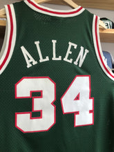 Load image into Gallery viewer, Vintage Nike Milwaukee Bucks Ray Allen Swingman Jersey Size Medium
