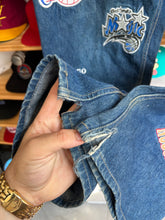 Load image into Gallery viewer, Vintage Y2K UNK NBA Patch Denim size 34
