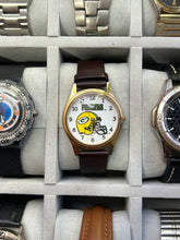 Load image into Gallery viewer, Vintage 1995 Green Bay Packers Gold Tone Quartz Watch
