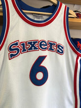 Load image into Gallery viewer, Vintage Hardwood Classic Philadelphia 76ers Julius Irving Jersey Youth Size Large
