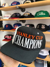 Load image into Gallery viewer, Vintage Starter New York Rangers 1994 Stanley Cup Champions Snapback
