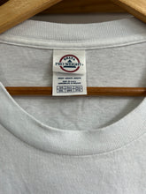 Load image into Gallery viewer, Vintage Fresh 102.7 Radio Station Tee Size XL/2XL
