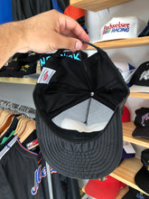 Load image into Gallery viewer, Vintage 1987 Tyson Vs Biggs Boxing Promo Satin Snapback
