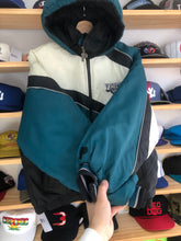 Load image into Gallery viewer, Vintage Pro Player Philadelphia Eagles Puffer Jacket Size Youth XL
