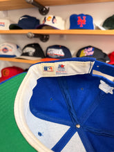 Load image into Gallery viewer, Vintage Starter New York Mets Wool Plain Logo Snapback
