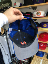 Load image into Gallery viewer, Vintage New York Mets Plain Logo Snapback
