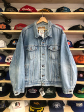 Load image into Gallery viewer, Vintage 90s Levi’s Distressed Denim Jean Jacket Size XL
