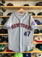 Load image into Gallery viewer, Vintage Majestic New York Mets Tom Glavine Authentic Jersey Size 44/Large
