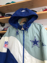 Load image into Gallery viewer, Vintage Apex One Dallas Cowboys Puffer Jacket Size Medium
