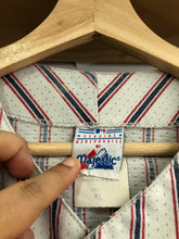Load image into Gallery viewer, Vintage Majestic Atlanta Braves Pinstripe Blank Jersey Size XL
