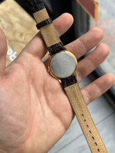 Load image into Gallery viewer, Vintage 2001 Seiko Gold Champagne Dial Mens Quartz Dress Watch
