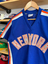 Load image into Gallery viewer, Vintage 1980s Majestic New York Mets Batting Practice Pullover Jersey Medium
