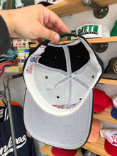 Load image into Gallery viewer, Vintage New Era New York Yankees 1998 World Series Champions Snapback
