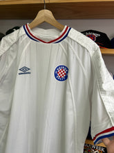 Load image into Gallery viewer, Vintage 2000-2001 UMBRO Croatia Hajduk Split Jersey XL
