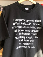 Load image into Gallery viewer, Vintage 90s Computer Games Parody Tee L
