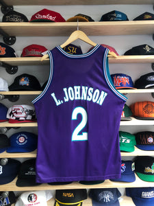 Vintage Champion Charlotte Hornets Larry Johnson Jersey Size 44/Large