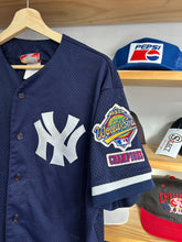 Load image into Gallery viewer, Vintage Majestic New York Yankees Batting Practice Mesh 1996 WS Champions Patch Jersey Large
