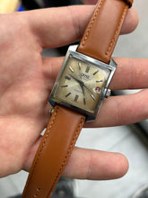 Load image into Gallery viewer, Vintage 1980s Camy Sputnik Swiss Made Automatic Watch

