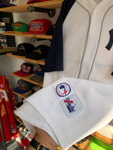 Load image into Gallery viewer, Vintage Majestic 90s Yankees Two Tone Jersey 2XL
