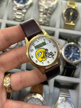 Load image into Gallery viewer, Vintage 1995 Green Bay Packers Gold Tone Quartz Watch
