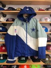 Load image into Gallery viewer, Vintage Apex One Dallas Cowboys Puffer Jacket Size Medium
