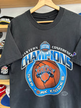 Load image into Gallery viewer, Vintage 1999 Pro Player New York Knicks Easter Conference Champions Tee Large
