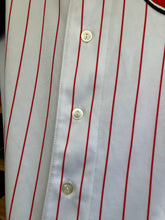 Load image into Gallery viewer, Vintage Majestic Cincinnati Reds Ken Griffey Jr Jersey Size Medium
