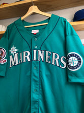 Load image into Gallery viewer, Mitchell &amp; Ness Seattle Mariners Ken Griffey Jr Jersey Size 3XL
