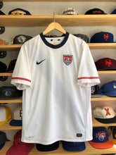 Load image into Gallery viewer, 2010 Nike Team USA Soccer Jersey Size Large

