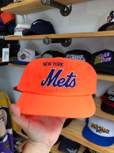 Load image into Gallery viewer, Vintage New York Mets Spellout Neon Snapback
