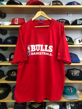 Load image into Gallery viewer, Vintage Champion Chicago Bulls Warm Up Tee Size XL
