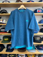 Load image into Gallery viewer, Vintage 90s Quiksilver Cropped Tee Size Medium/Large
