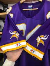 Load image into Gallery viewer, Vintage Champion Minnesota Vikings Randy Moss Jersey Size 48

