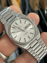 Load image into Gallery viewer, Vintage 1979 Omega Seamaster Automatic Stainless Steel Ref. 166.0216
