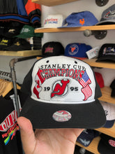 Load image into Gallery viewer, Vintage New Jersey Devils 1995 Stanley Cup Champions Snapback
