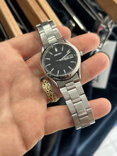 Load image into Gallery viewer, Vintage 2004 Seiko Black Stick Dial Stainless Steel Quartz Watch
