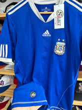 Load image into Gallery viewer, 2010 Adidas Argentina Away Blank Jersey Sz Medium
