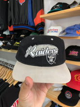 Load image into Gallery viewer, Vintage American Needle Los Angeles Raiders Snapback
