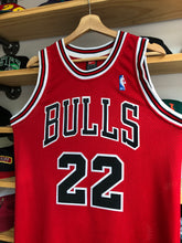 Load image into Gallery viewer, Vintage Nike Chicago Bulls Jay Williams Authentic Jersey Size 40/Medium
