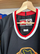 Load image into Gallery viewer, Vintage Nike Chicago Blackhawks Blank Black Jersey Large
