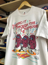 Load image into Gallery viewer, Vintage 1987 California Raisins Tee Size Large
