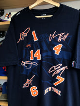 Load image into Gallery viewer, 2010s UNK New York Knicks Signature Tee Size XL
