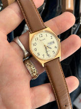 Load image into Gallery viewer, Vintage 90s Pulsar Gold Day / Date Quartz Watch
