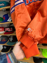 Load image into Gallery viewer, 2013 Starter New York Knicks Retro Orange Satin Jacket XL
