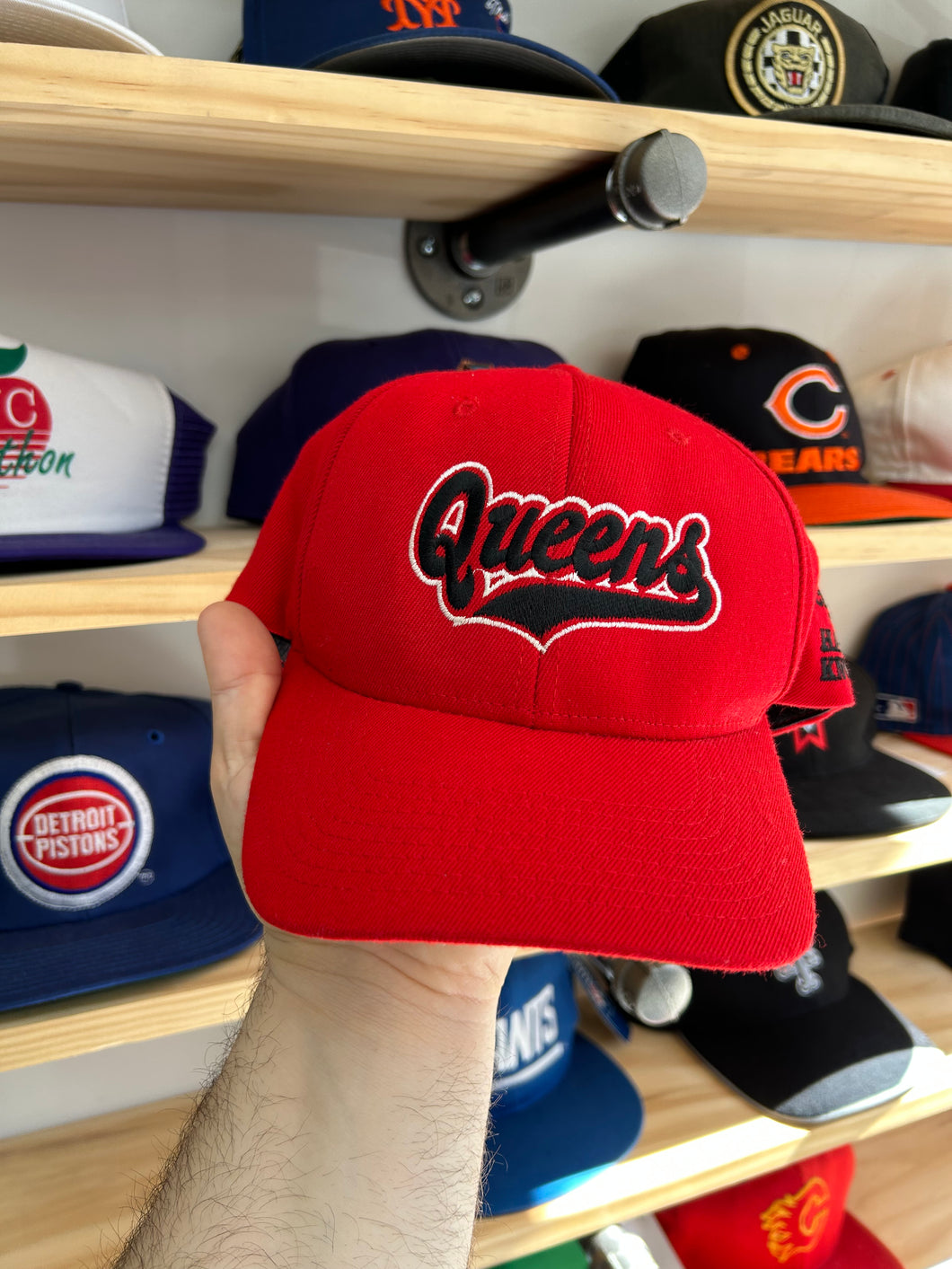 Vintage Queens School of Hard Knocks Flex Fit Hat L / XL