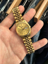 Load image into Gallery viewer, Vintage 1989 Seiko Presidential Gold Day Date 36MM Quartz Watch
